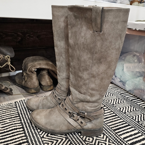 Tall boots grey/ brown with buckle zip - Picture 10 of 10